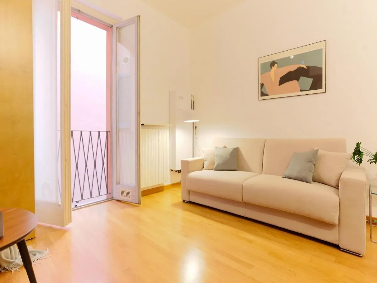 The Best Rent - Modern Apartment In The Center ميلان