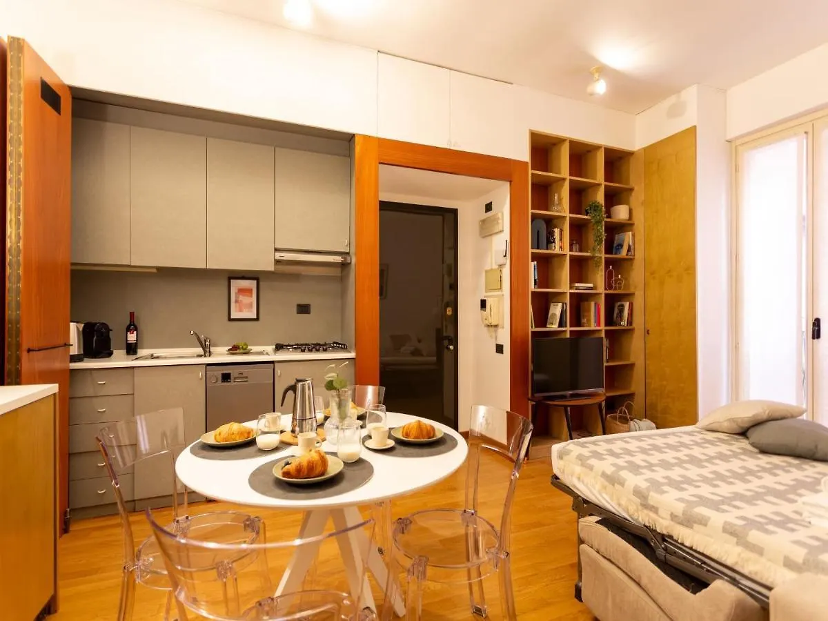The Best Rent - Modern Apartment In The Center ميلان 0*,  إيطاليا