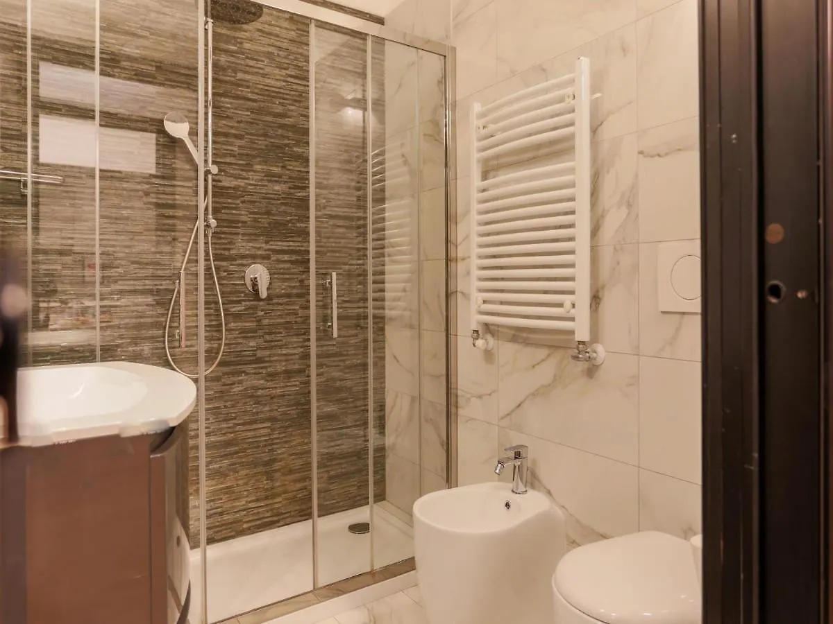 The Best Rent - Modern Apartment In The Center ميلان